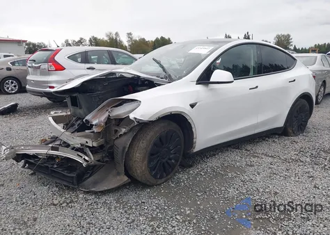 2023 Tesla Model Y Awd/Long Range Dual Motor All-Wheel Drive from USA, damaged, VIN 7SAYGAEE1PF860755